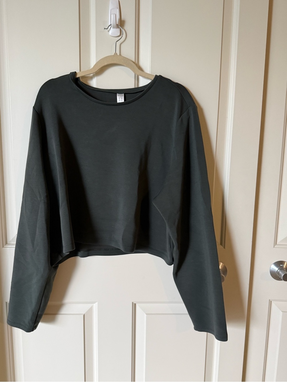 Spanx Air Essentials Long-Sleeve Slate Gray Women's Top - Picture 2 of 6